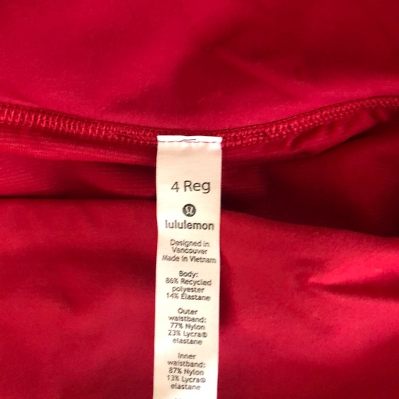 Lululemon Speed Up Shorts - Picture 3 of 3